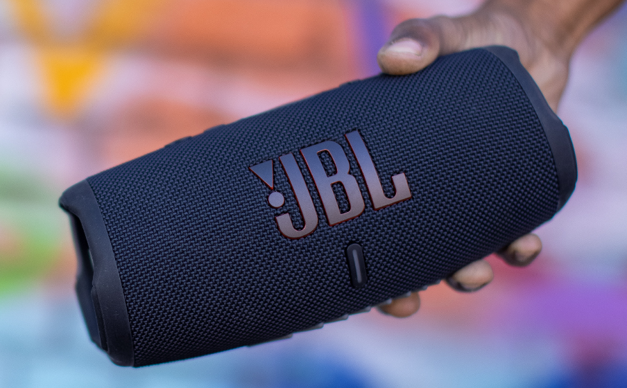 JBL Charge 5 Tomorrowland Edition 20 timmars speltid - Image