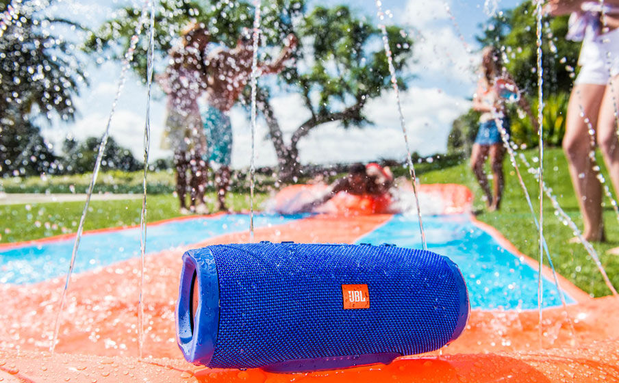 JBL Charge 3 Strömbank på 6000 mAh - Image