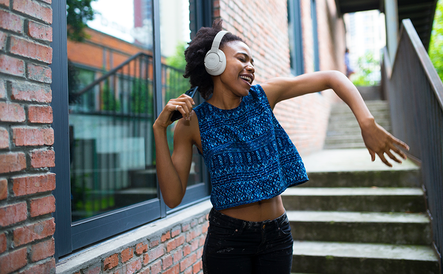 JBL Tune 770NC Bluetooth 5.3 med LE-ljud (*) - Image