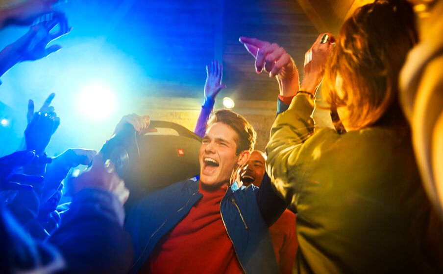 JBL Boombox Trådlös Bluetooth-strömning - Image