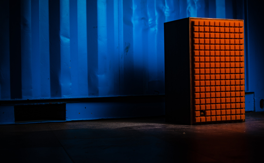 L100 Classic Retro design with iconic JBL styling and vintage Quadrex foam grille in a choice of three colors: black, burnt orange and dark blue - Image