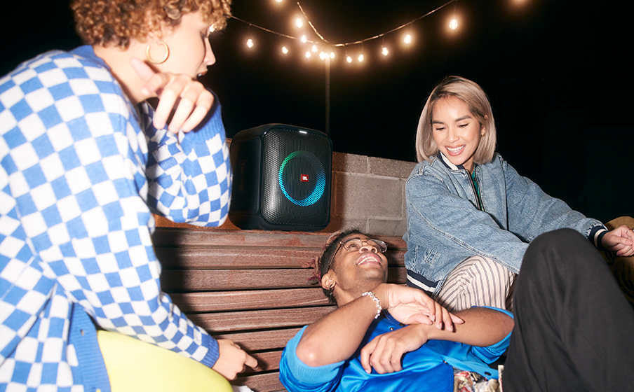 JBL Partybox Encore Essential Ett ljusspel som synkroniseras med takten - Image
