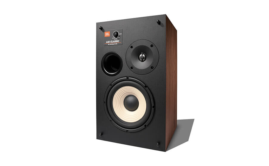 L82 Classic 8-inch (200mm) cast-frame, white pure pulp cone woofer in bass-reflex design with front-firing tuned port. - Image