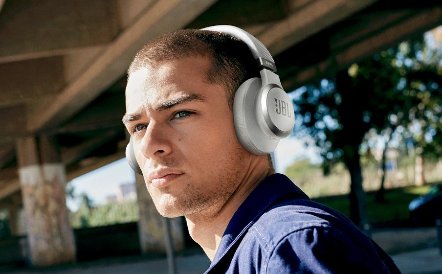 JBL Live 660NC Få hjälp genom att bara använda rösten. - Image