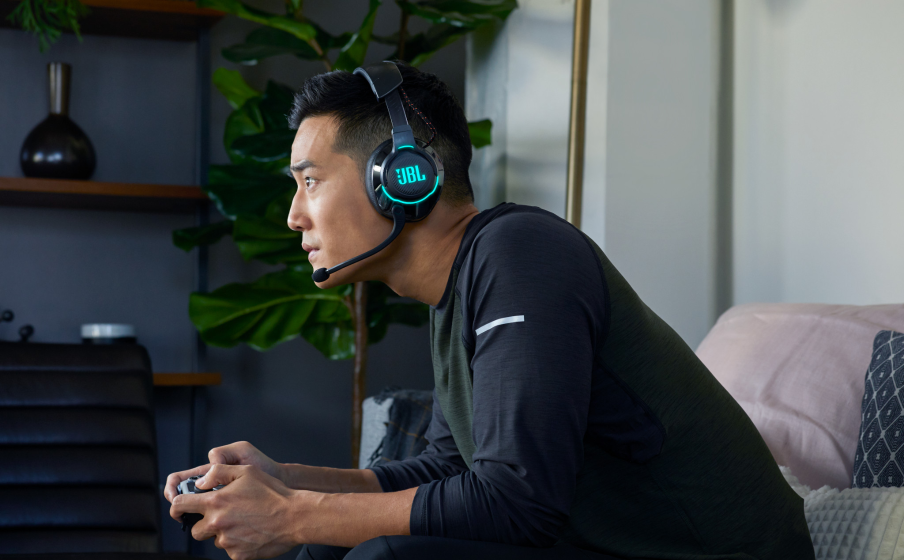 JBL Quantum 800 | Trådlösa over ear hörlurar för gaming med Mitt skrivbord (update 2402) Galleri